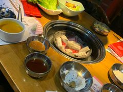 -老炉家木炭烤肉(长江国际店)