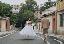 -雨墨婚纱摄影工作室