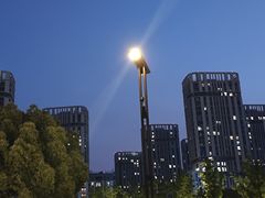 -南京眼步行桥