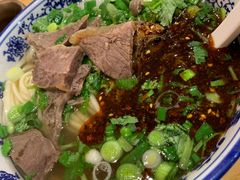 -嘻小北·兰州清汤牛肉面(太平洋森活天地店)