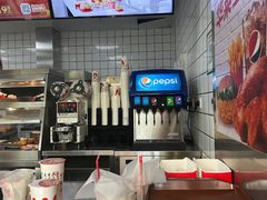 -华莱士·全鸡汉堡(沧源店)