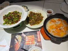 -阿瓦山寨·湘菜现炒·剁椒鱼头王(咸阳总店)