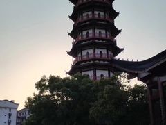 -绳金塔