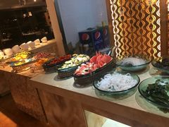 自助取餐区-火焰山自助烧烤涮石板烤肉(新华大街店)