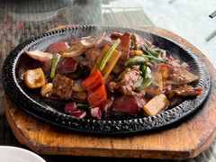 -东馆和天下特色餐饮(工农店)