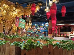 大堂-老滇山寨•云南特色菜•地方菜•民族风情歌舞表演(金碧店)