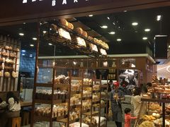 面包甜点陈列柜-PAPER STONE BAKERY(天汇广场店)