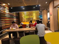-麦当劳(杭州西湖银泰百货店)