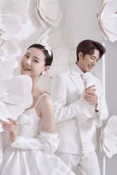 点击看大图 唯美浪漫-挪娅婚纱摄影皇家会所