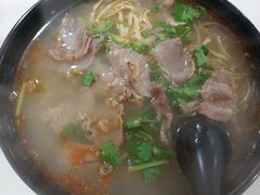 牛肉粉丝汤-牛煎里牛肉煎包淮南牛肉汤(广东路店)