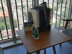-无奔眼镜·蔡司·依视路授权店(马家堡店)
