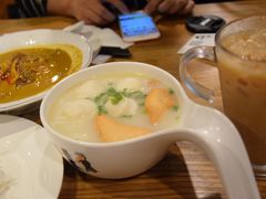 鱼蛋片头河-翠华餐厅(德辅道中店)