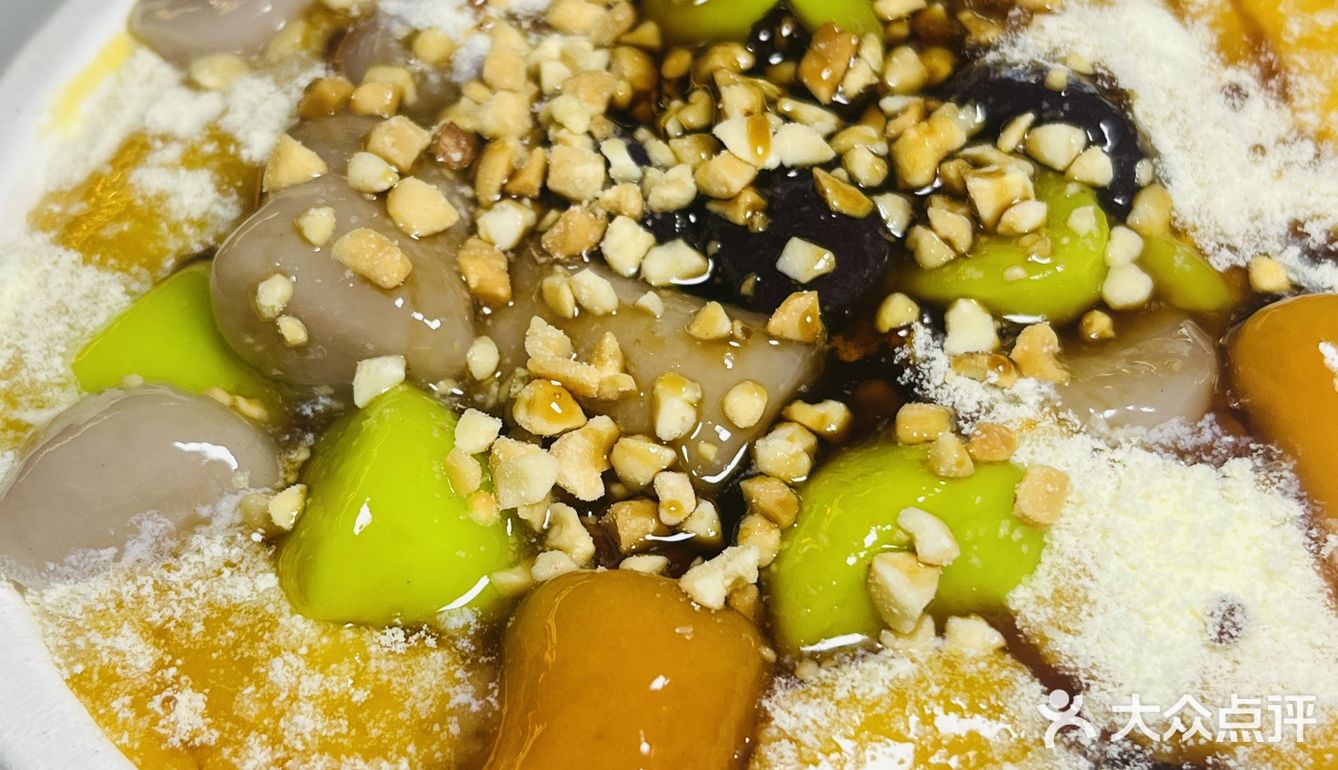 折耳根脑袋闭眼冲这家贵阳铁签烤肉