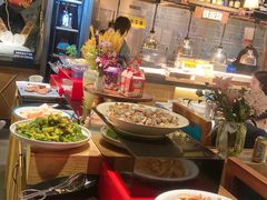 自助取餐区-领鲜活海鲜榴莲自助火锅(东门店)