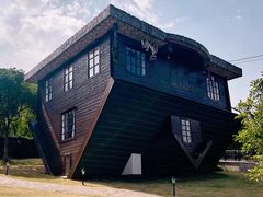 -金山农民画村-枫泾波兰倒置屋