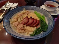 -深圳星河丽思卡尔顿酒店