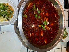 -蛙一刀·麻椒鱼火锅(金仙桥店)