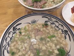 -秦香陕西食府(华贸天地店)