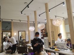 -HAIR HERE造型