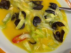 番茄炖青蟹豆腐煲汤-菲乐餐厅(三十年经营·湖滨路店)