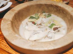 -滇香肴·云南菜蒸汽石锅鱼(云南北路店)