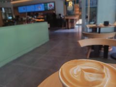-星巴克臻选(华堂·新辰汇店)