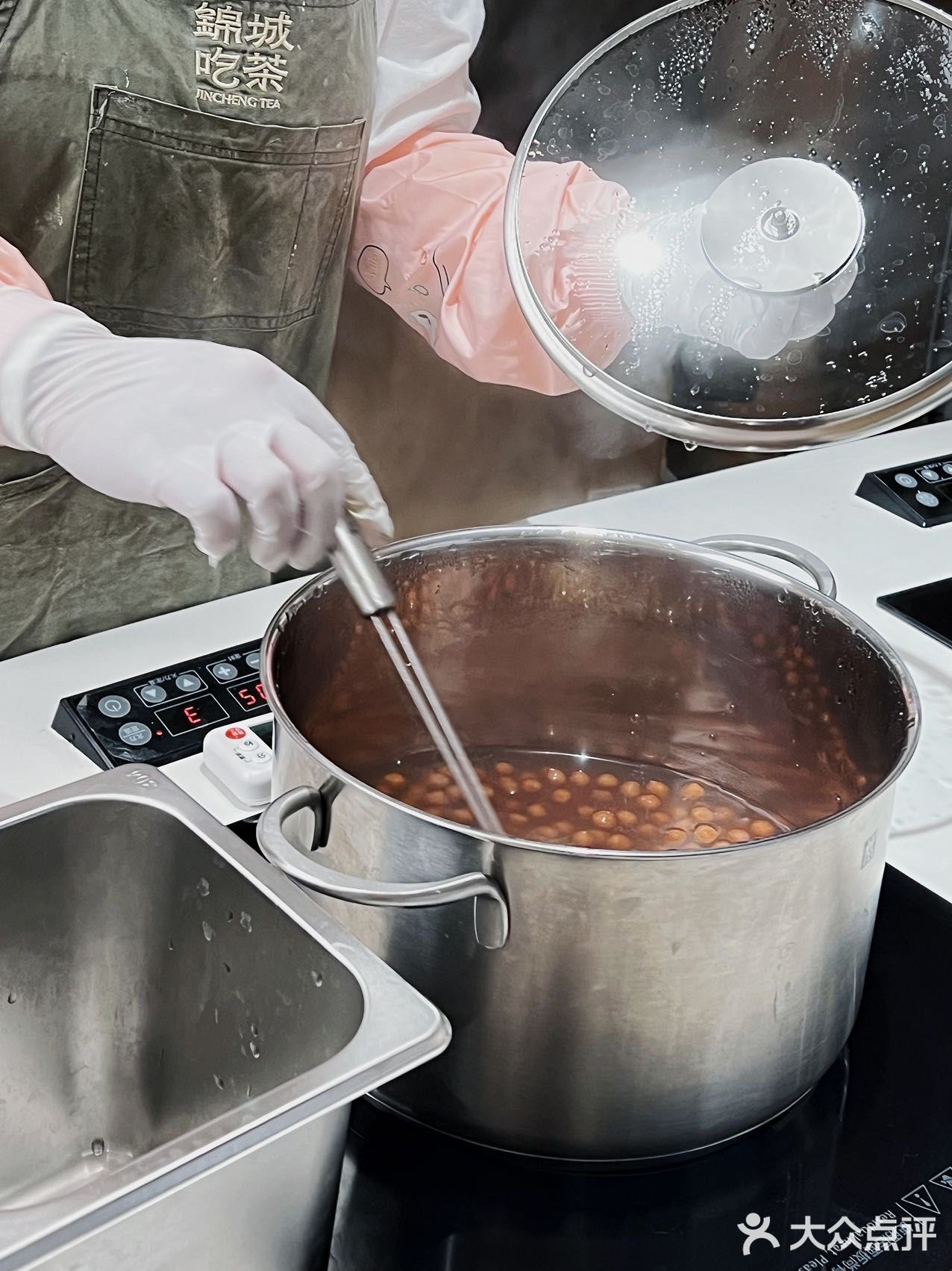 据说是成都N0.1的奶茶店，让本公主 亲自尝尝