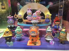 -泡泡玛特POPMART(武汉天地壹方店)