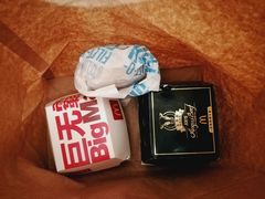 -麦当劳(展览路店)