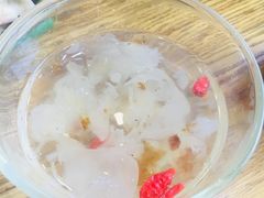 桃胶银耳-妈妈的味道(和顺古镇店)