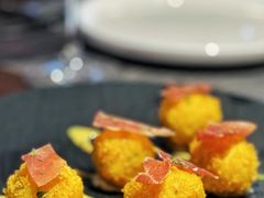 -MONICH牛排融合餐厅(和义大道购物中心店)