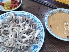 老北京爆肚-门框胡同百年卤煮(新街口店)