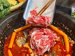 -灶知轩湘西石锅鱼(万佳广场店)