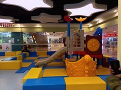 -蓝旗亲子游泳(范湖万达广场店)