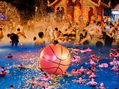 -欢乐水魔方水世界