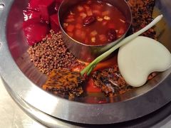-万物生江北老火锅(海骏达店)