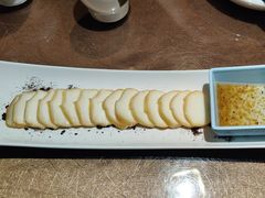 -东口码头·烧鸽子·鱼头泡饼·地方菜(金鹰悦城店)