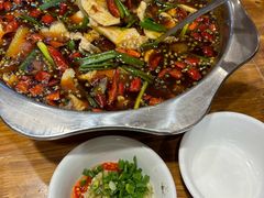 -乡土特色.冷锅鱼.牦牛肉汤锅