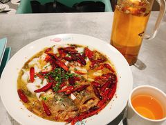 -姚姚酸菜鱼·金戈戈香港豉油鸡(喜荟城联名店)