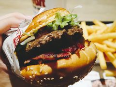 BBQ培根牛肉特堡-The Habit Burger Grill 哈比特汉堡(复兴soho店)