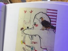 -新华里咖啡书吧(新华书店小寨店)