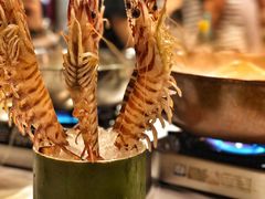 -鲜入围煮花胶鸡海鲜火锅