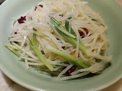 -弄堂里(西溪龙湖天街店)