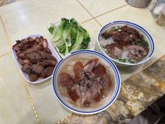 -香辉食馆(新兴路店)