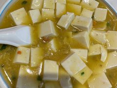 蟹粉豆腐-老苏州芳和园茶酒楼  传统苏帮菜(观前店)