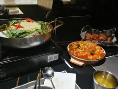 鱼饼炒年糕-博欧姆新派韩国料理·炸鸡(艾尚店)