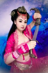 宁珂-九月鹰飞汉服摄影工作室