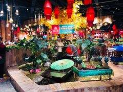 大堂-老滇山寨•云南特色菜•地方菜•民族风情歌舞表演(金碧店)