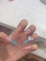 -尤米一站式美甲美睫