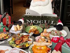 -Mogul Eatery·大亨餐酒馆